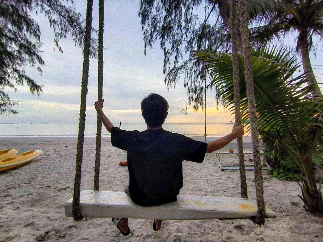 Koh Kood Neverland Beach Resort Ko Kut ภายนอก รูปภาพ