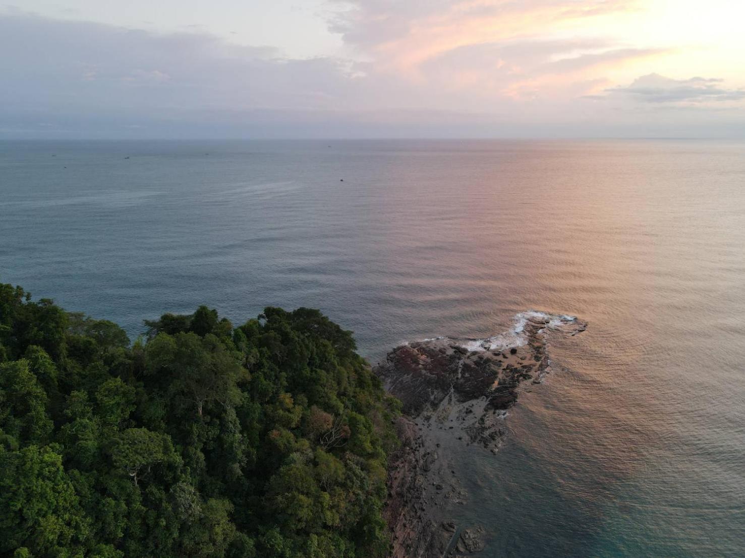 Koh Kood Neverland Beach Resort Ko Kut ภายนอก รูปภาพ