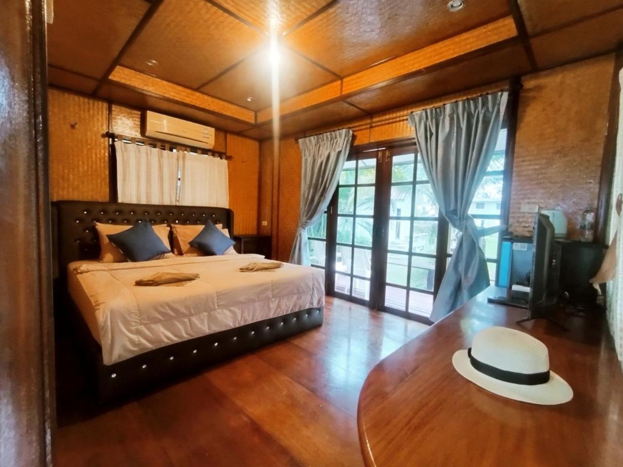 Koh Kood Neverland Beach Resort Ko Kut ภายนอก รูปภาพ
